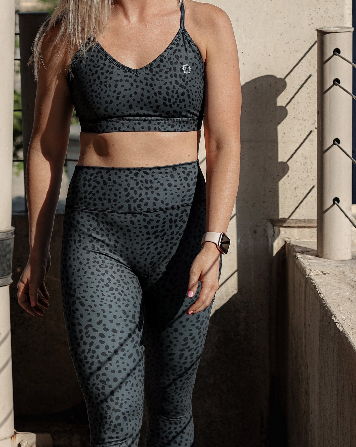 Women's Mid-Rise Lynx Leggings - Slate